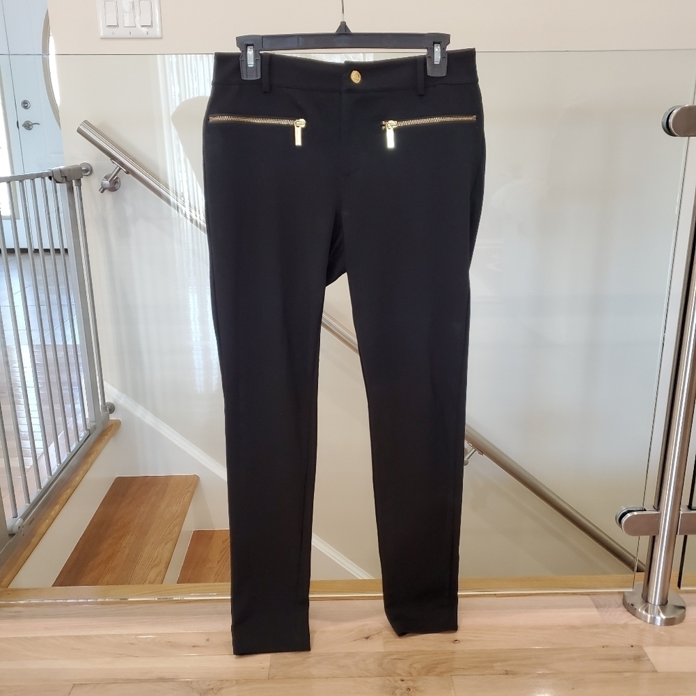 MICHAEL Michael Kors women's pants. Size 6